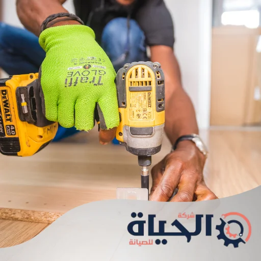 نجار في دبي
